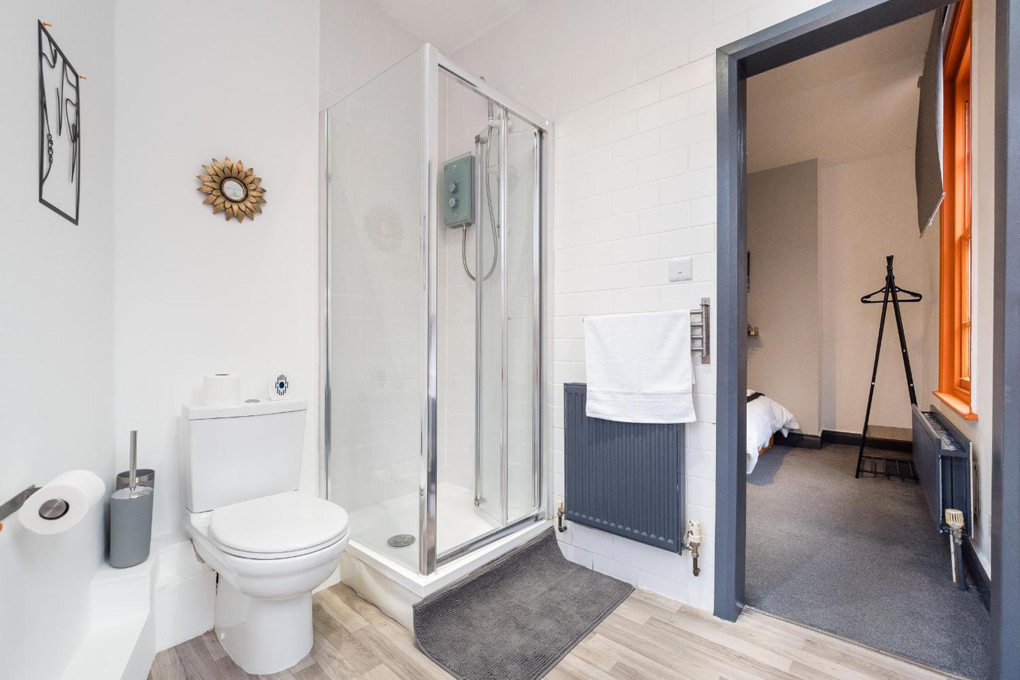 Spacious 6 Ensuite Bedroom House In Central ลอนดอน ภายนอก รูปภาพ