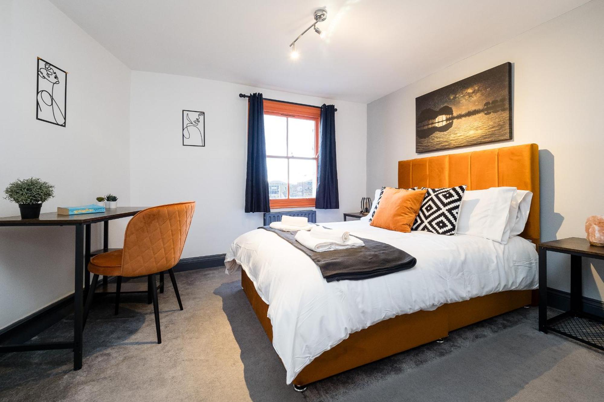 Spacious 6 Ensuite Bedroom House In Central ลอนดอน ภายนอก รูปภาพ