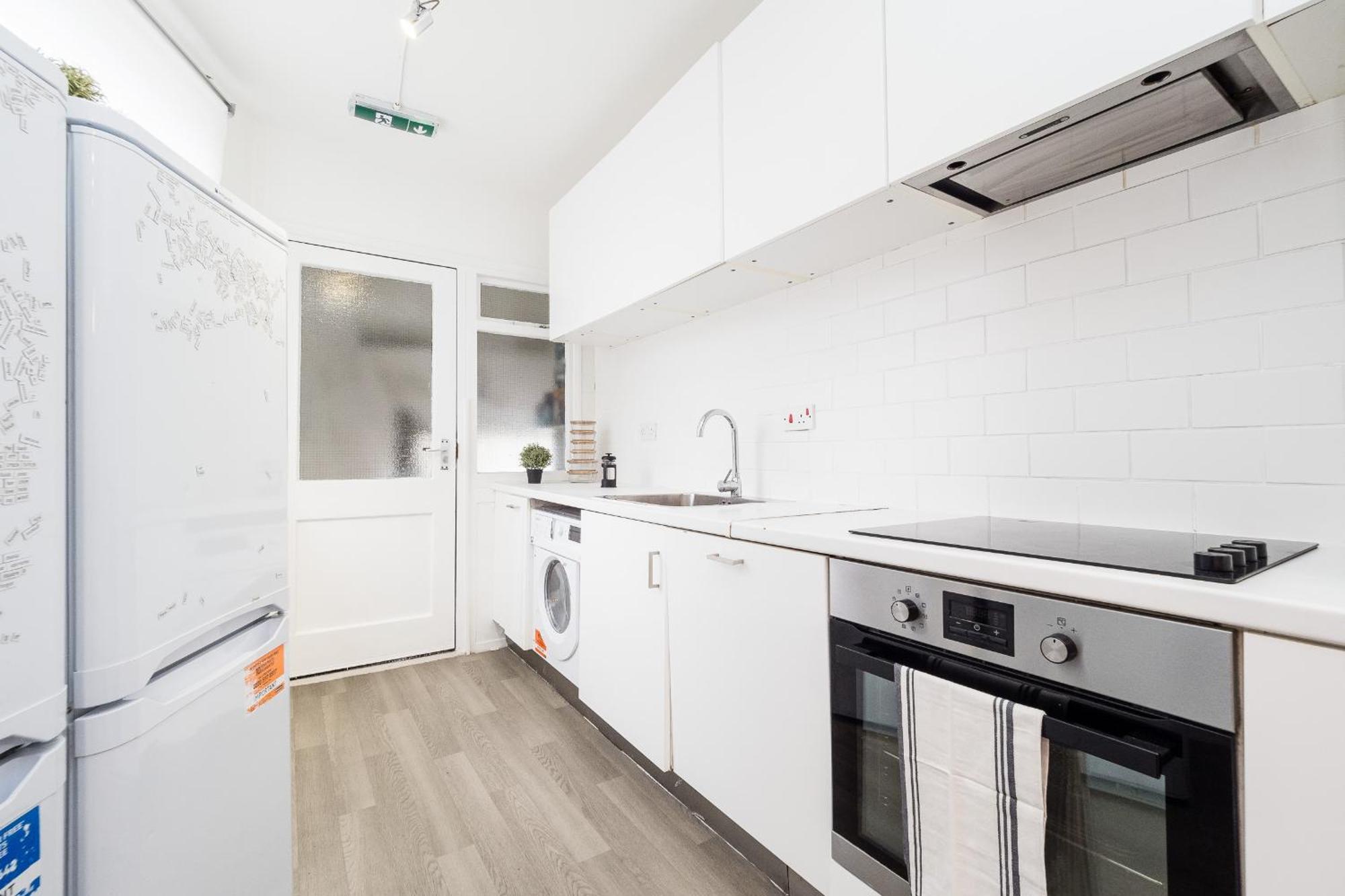Spacious 6 Ensuite Bedroom House In Central ลอนดอน ภายนอก รูปภาพ